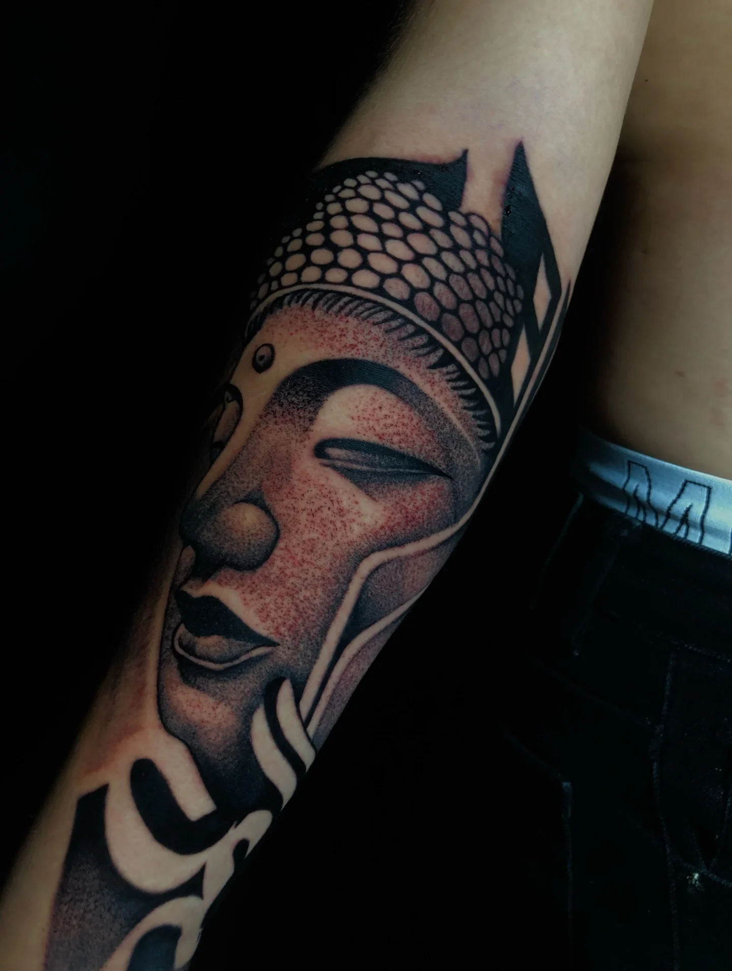 Buda, trabajo de Tugo Ink